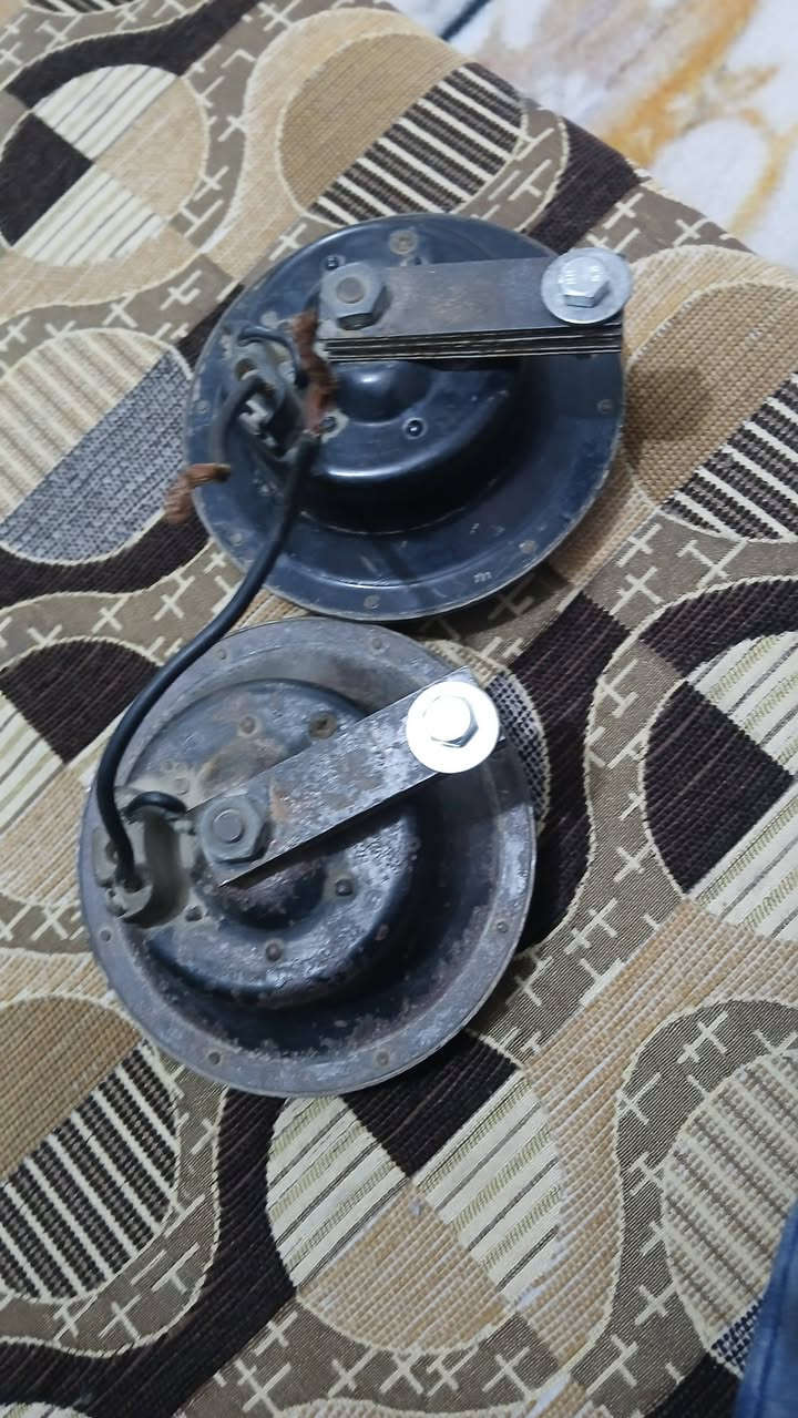 سلام عليكم هورنات جنح الماني ابلاديات ماملعوب بيهن مكان كربلاء سعره350   ,***********،
