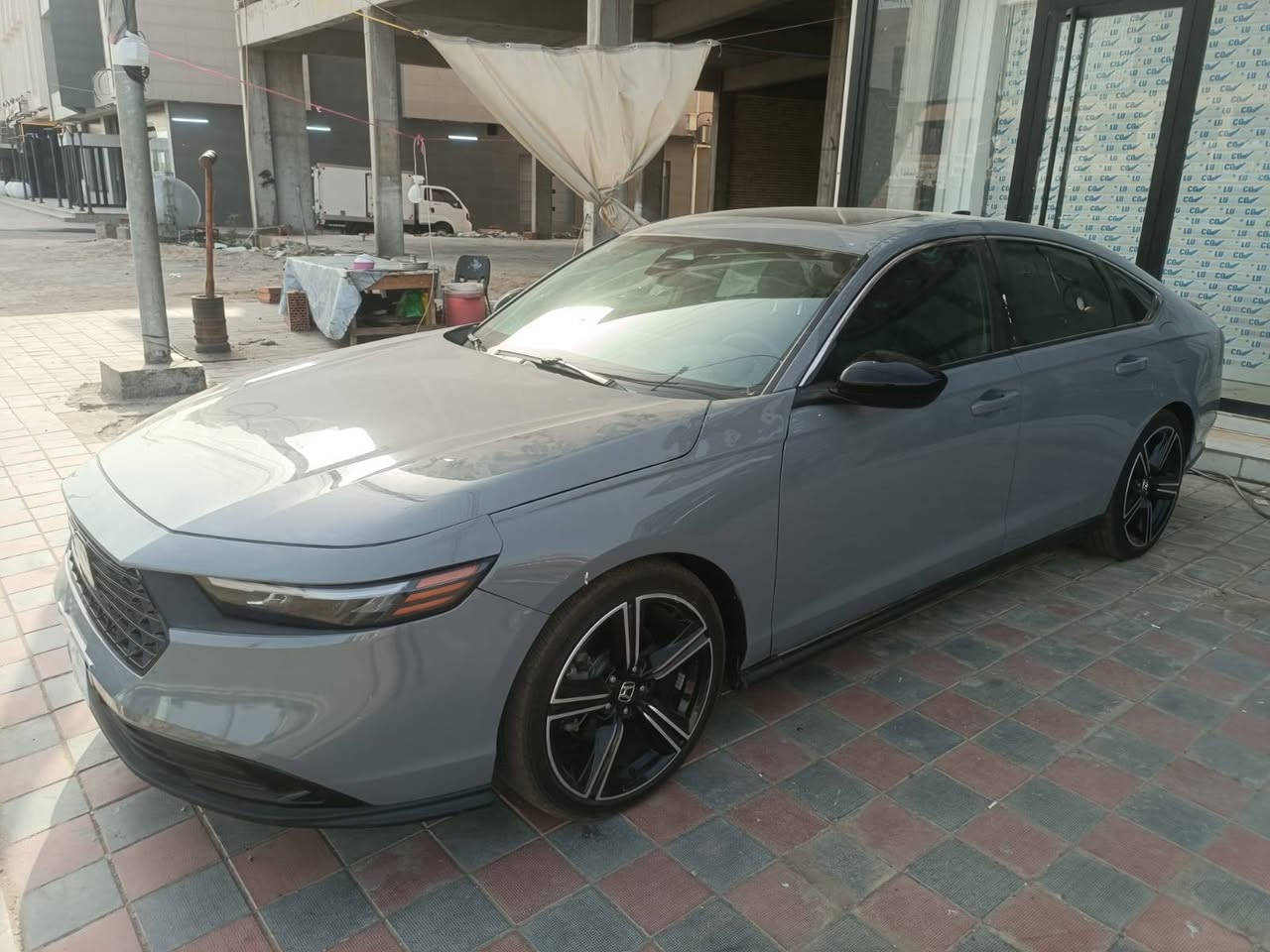 سلام عليكم 
هواند اكورد سبورت موديل 2025هابير 
السيارة ماشيه 2400ميل
فول مواصفات 
.مكينة 2000هابيرد تنفس طبيعي 
كير اوتوماتيك 
.شاشه كبيرة 
 فتحه سلايد
.كامره خلفيه 3اننظمة
.كرسي كهرباء لون اسود
.رادار امامي
.مانع تصادم
.محدد مسار 
.تصحيح مسار 
.شفتات بالستين
. مثبت سرعة
.مانع انزلاق
.دخول ذكي
.إنارة ترحيبية
.هندبريك كهرباء
.عداد ديجيتال 
.لايت عدسات زينون 
نظام اوتو لايت 
اوتو هولد للبريك 
.حساسات مطر 
.حساسات امامي خلفي 
.حساسات ضغط هواء الإطارات 
.أوامر صوتية 
.4أنظمة قيادة 
سيارة وارد امريكي 

غير متواجد على فيس بوك 
التواصل. ***********
