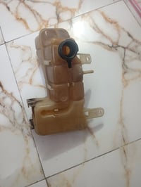 دبة ماء • أصليه • نظيفه