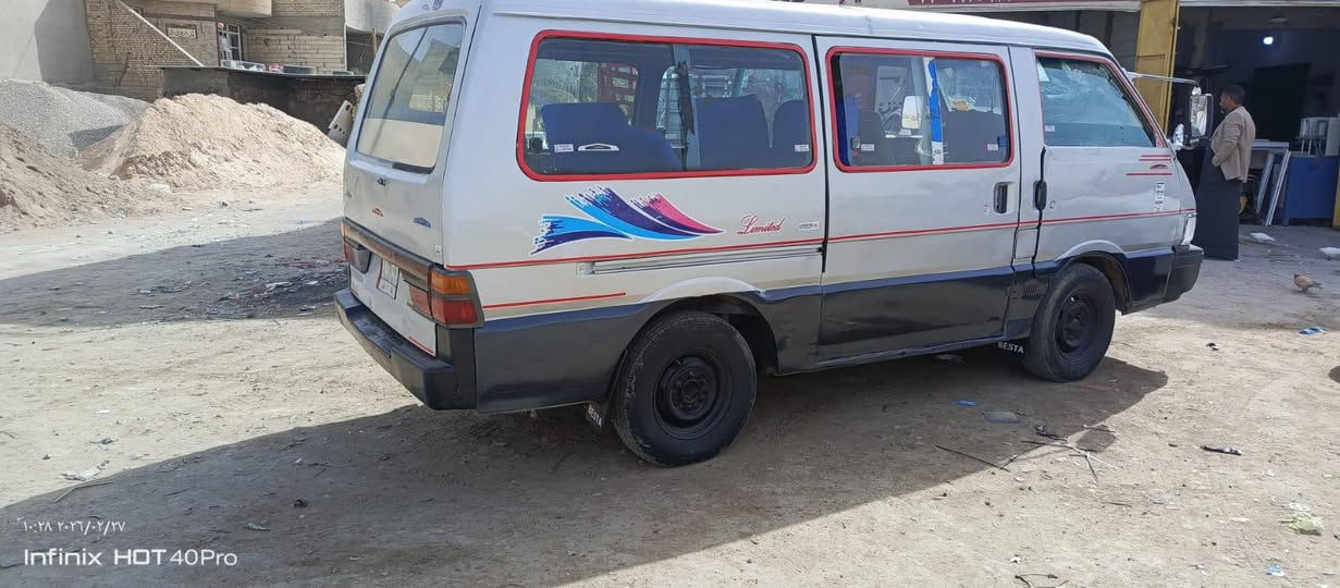 كيا بستا 93 سنوية لل 27 مصفرة هيئة وغرامه راعيها جيراني تحويل مباشر كير محرك كشر حدادية تخم تاير مكفولات دوشمه جديده السعر 37 المكان واسط صويرة 
***********
