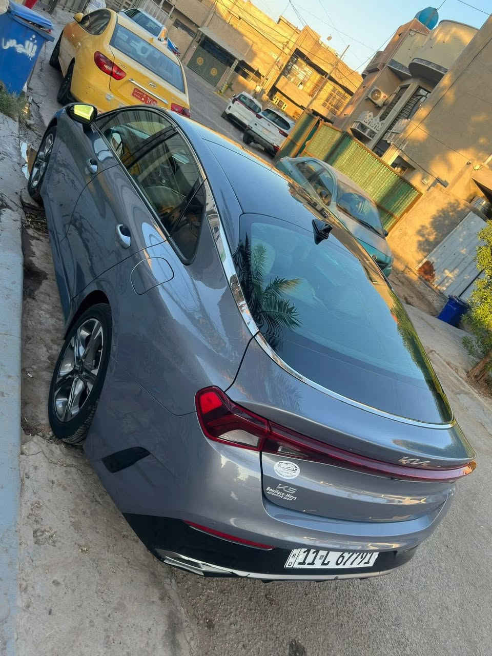 سلام عليكم
النوع: k5 وارد امريكي

الموديل: 2023

الضرر: تعديل بارد كما موضح بالصوره بدون صبغ 

وطلع بيها باب الراكب كلير امريكا 

المحرك: 1600 توربو اربعه سلندر

الفئه:EX
ماشيه من امريكا ٣٥ الف مايل 
حاليا ٤٩ واشويه 

الرقم: رقم بغداد 

المواصفات:

بصمه تشغيل

أبواب ترحيب

كشن السايق كهرباء

تدفئه وتبريد اللون رصاصي 

شاشه جبيره

اشاير بل مري

سايد بريك بصمه

حساسات خلفيه

رادار امامي

كامره دواره

بنوراما 

السعر ٢٠٠$ 

بغداد الدوره 

الاستفسار الاتصال على الرقم

‭٠ ٧٧٧ ٤٩٦ ٥٥٥٤‬
