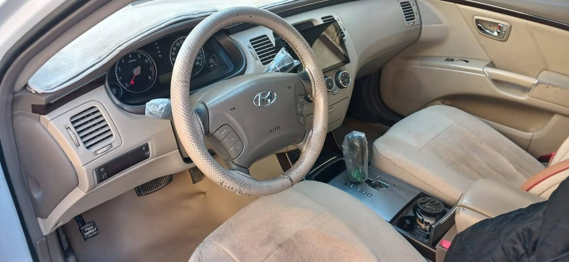 سلام عليكم ازيرا 2011.  3.  قطع صبغ  محرك 2700   جاهزه كير مكينه حداديه تبريد كله جديد  رقم بغداد انكليزي سنويه جديده السعر 120. العنوان ميسان للأتصال  ***********
