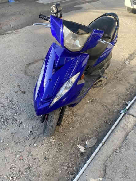 سلام وعليكم ثعلب جيتي ار للبيع دراجه نظيفه صارله ٤ اشهر من نازله من رمبه مكينه برغي ممفتوح بيه دراجه خرسه كله شغاله كهربائيات كله شغاله اخوان سعر ٩٠٠ وبيه مجال للشراي اي استفسار عل رقم ***********
