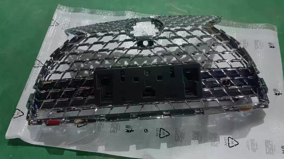 مصنع مباشر 👷‍♂️
شبك أمامي كرومي فضي للنسخة الخاصة من RX300 و RX450 موديلات 2016-2022.
شبك جاهز للشحن، استبدال مباشر بسيط.
لتجار الجملة وأصحاب محلات التعديل - خصم خاص للطلبات بالجملة.


**إذا كنت صاحب هذا الإعلان وتريد حذفه لأي سبب، رجاءا أرسل رسالة إلى الدعم الفني**