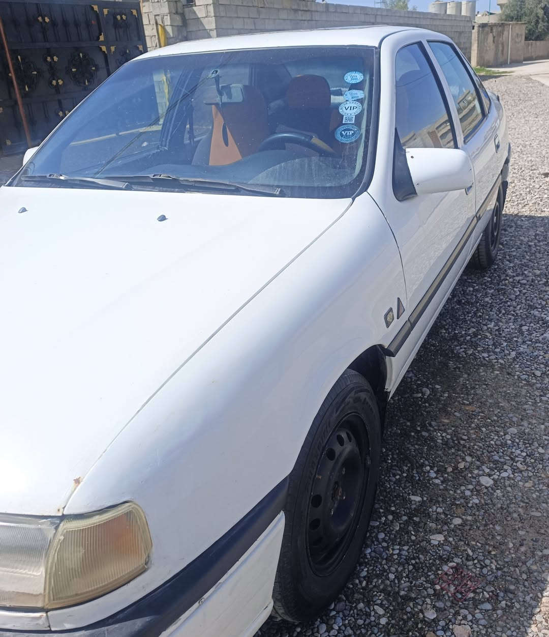 حجم 18 
مديل 93 
محرك بي تنقيص
دواير ما مصلح 
بس الدوسات مصلحه
السعر 48
***********
***********
