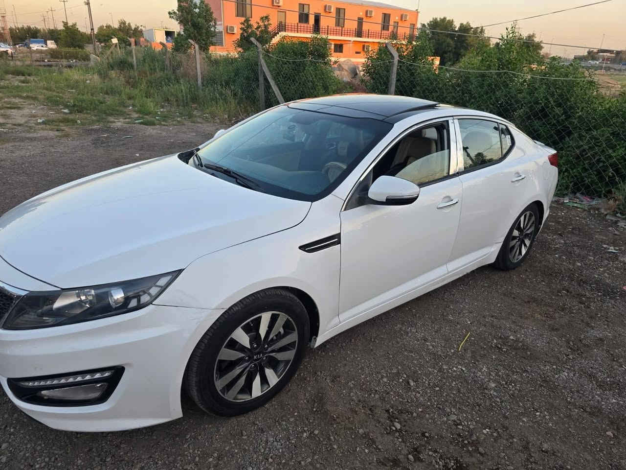 السلام عليكم
اوبتما موديل 13 خليجي مكينة ٢٠٠٠ فول مواصفات واحد على واحد بيه ٥ قطع صبغ وبيه شوية تصليح بلشواصي  سيارة جاهزة وحلوة رقم بغداد بسمي الشخصي
السعر ٩٣ 
العنوان بغداد الكرخ البياع
***********
*********** بغداد, العراق
