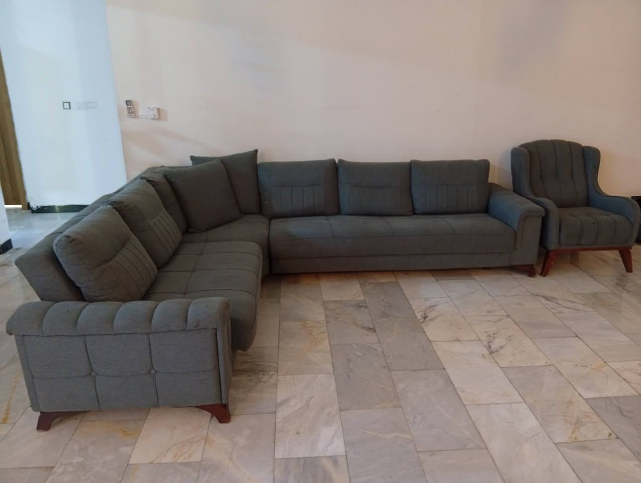 سلام عليكم غراض كلش نظام تركي اصلي للبيع
للاستفسار الاتصال على الرقم ***********
