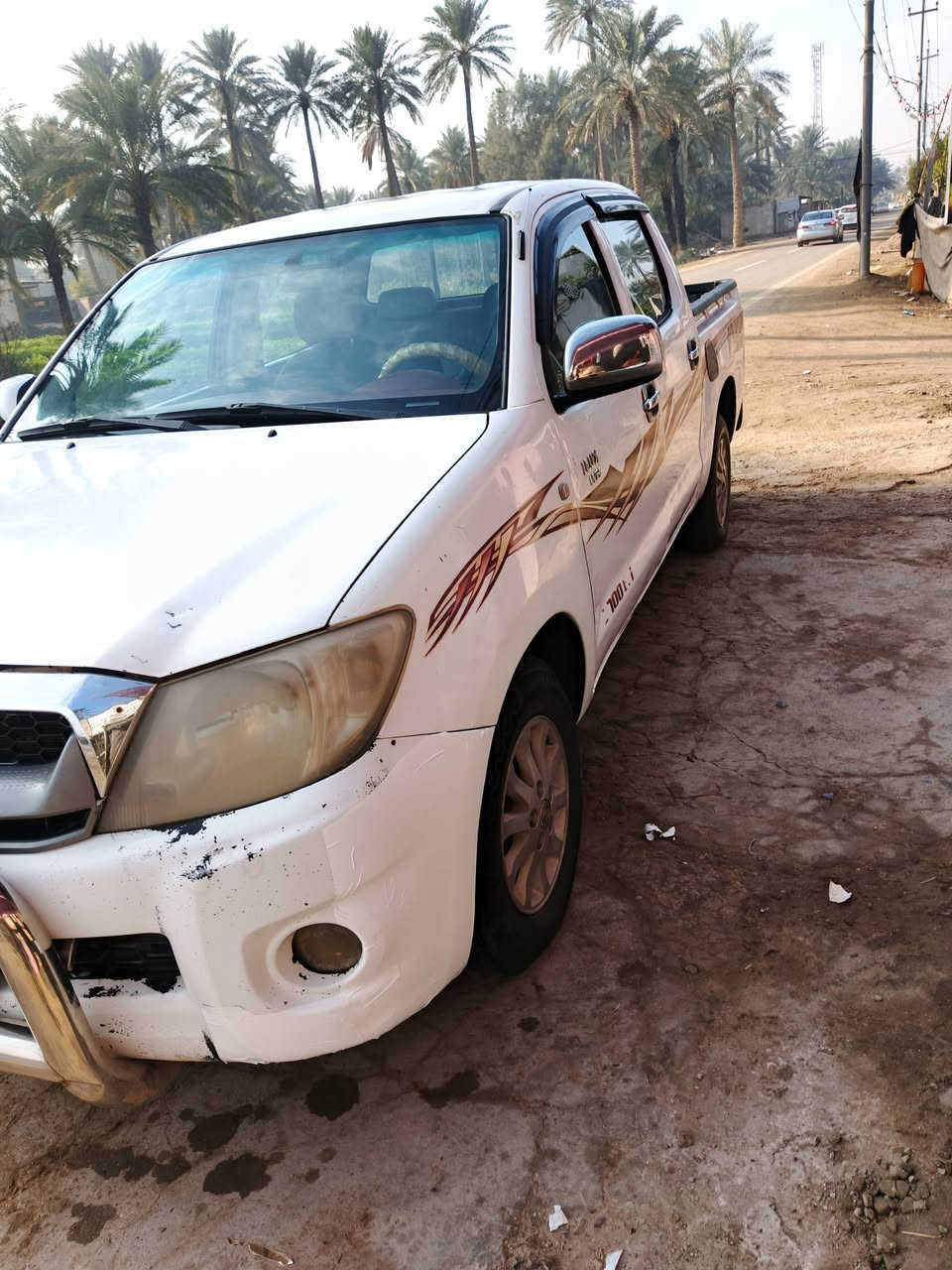 السلام عليكم
تيوتا هايلوكس 2006 محدثة  2014 تحديث نص 
رقم بغداد ،  العنوان بابل
للاستفسار ***********
