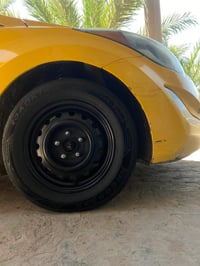 عندي ويل عادي اريد اراوسةً بويل كب تايرات نص عمر 07869418083