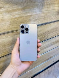 آيفون ١٥ برو ماكس • ٢٥٦ • بطارية٩٨