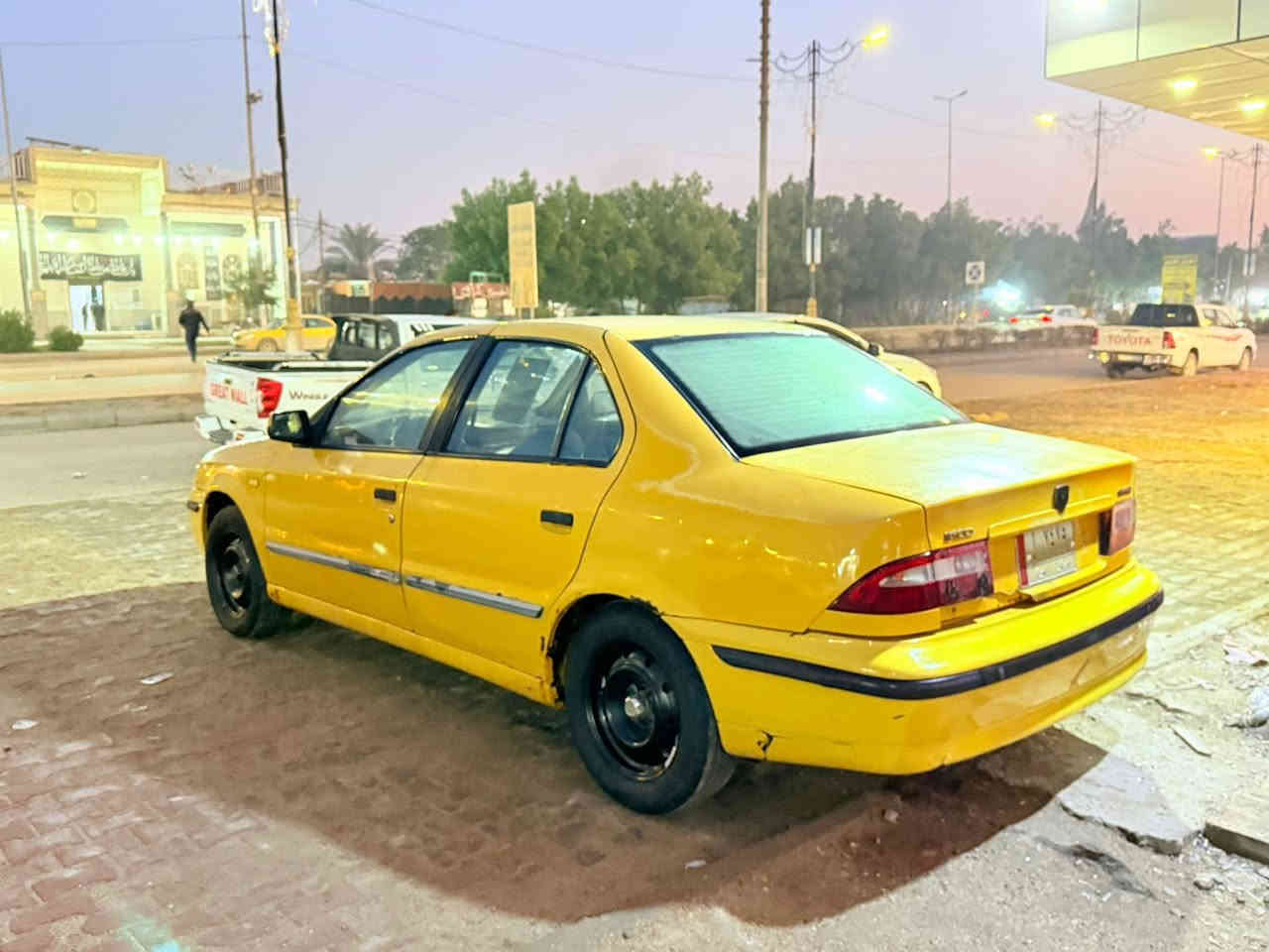 السلام عليكم سمند 2012 رقم ذيقار بأسمي جاهزه كير مكينه حداديه تبريد 
كله شرط هيئه وغرائم مصفره سنويه جديده
السياره جاهزه من كل النواحي المكان السماوه المركز السعرر 29 وبيهه مجال 
للاستفسار ***********
