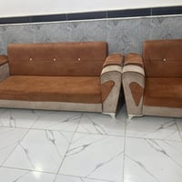 تخم قنفات  البيع نضيفات اي ضرر مابيهن   سعر ٣٠٠ وبيهن مجال   077033263...