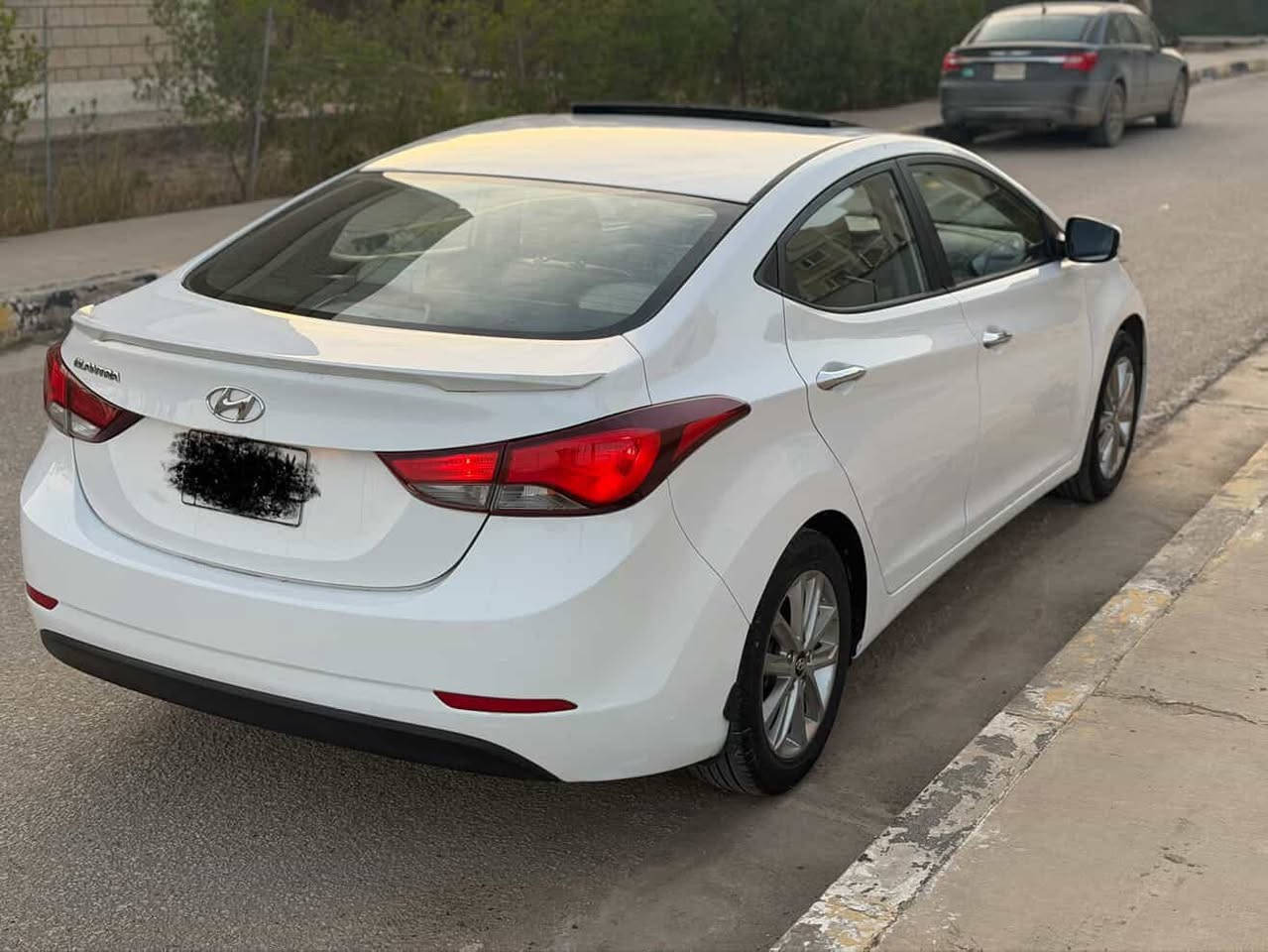 سلام عليكم النترا موديل 2015 خليجي فول مواصفات 
ماشيه 126 الف حقيقي 
فتحه تحكم ستيرن كامره داخل صاج كشنات جلد 
مكفوله من الصبغ ولتبديل رقم بغداد الماني 
السعر 125 وبيه مجال 
***********
