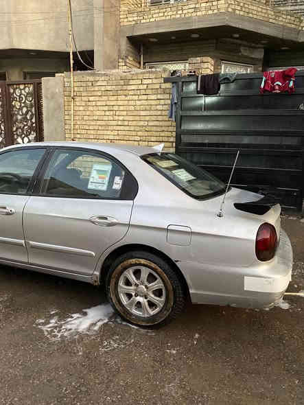 السلام عليكم سيارة سوناتا منغولي 2001سيارة جاهزة من كلشي كهربائيات شغالة ضفيرة جديدة كير ومحرك مكفولات  سيارة مكفولة من كلشي مابيها صبغ لا ضربه ولاشي كشرهة لبلاد شرط تحويل تبريد ميشتغل مكان سيارة بغداد الدورة السعر 55ورقة وبيها مجال  رقم الهاتف ***********
