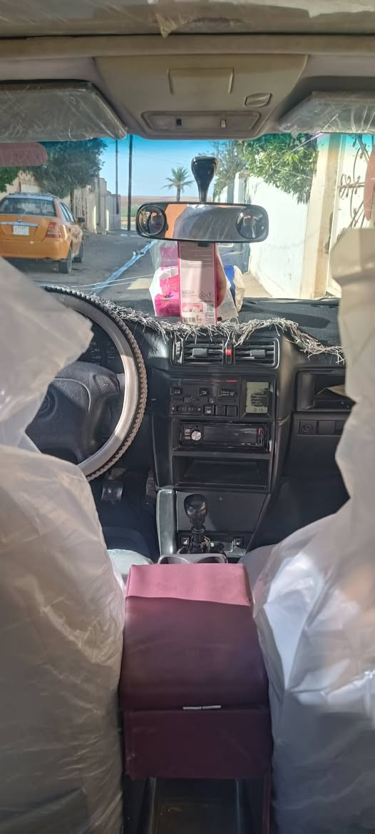 للبيع اوبل فكترا. حجم 20 موديل 93 رقم نينوى مسطرة  سنويه عضم بسمي شرط تحويل كابون بانزين بيها. استيرن بور قفل مركزي جامات لامامي كهربائيّ تنتا كهربائيّ كير مكينه شرط كهربايات كلها شغاله سياره بلاديه وضع شركه لا صبغ ولا تصليح. شرط من دعاميه. لادعاميه السعر52 وبيها مجال ***********
