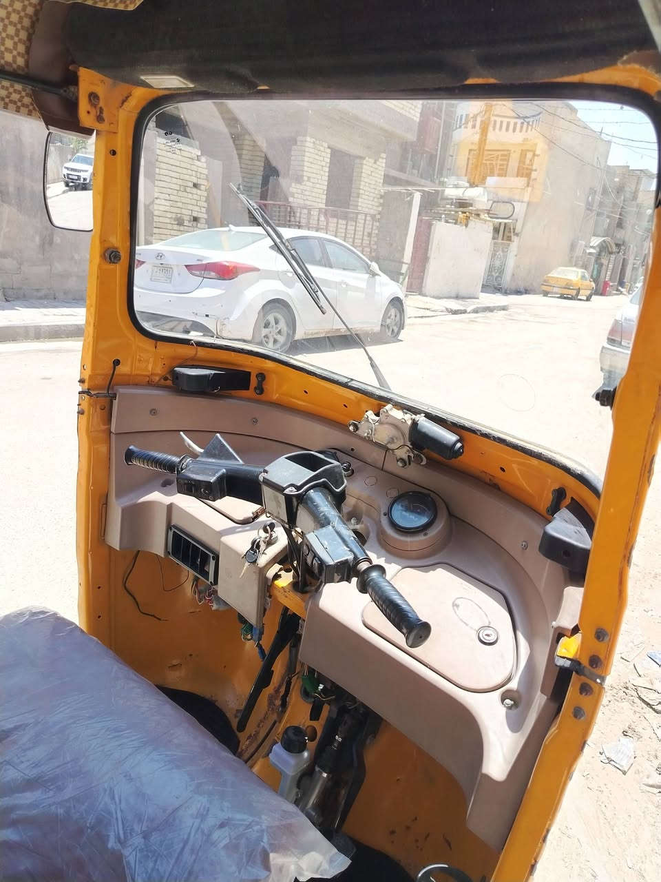 تكتك للبيع موديل ١٧ نضيفه كلش بل حقيقه احله من صور مجفته تجفيت شركه قبل سبوع أو  مابيه قطره صبغ ***********

