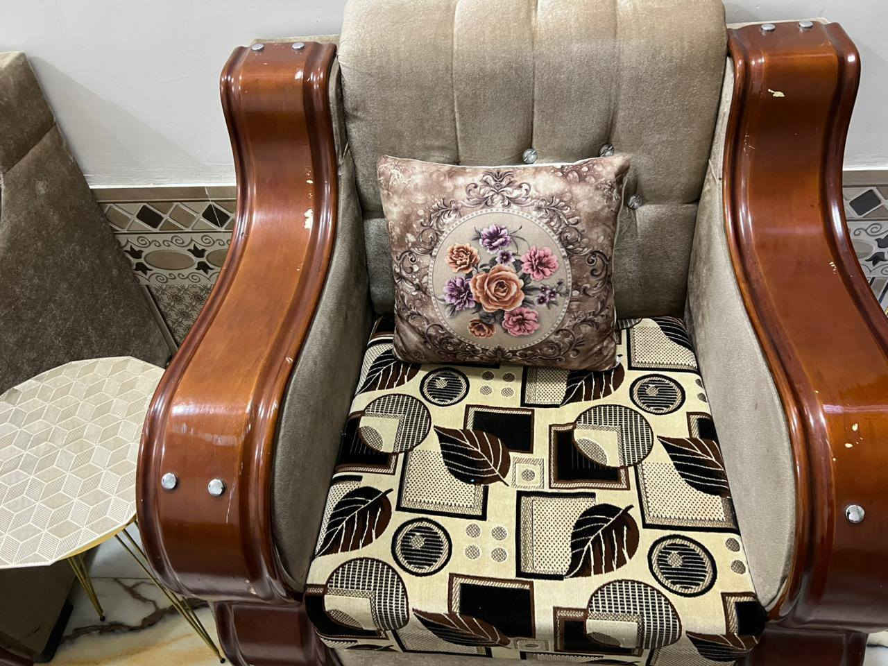 تخم تركي اخو الجديد ٥ قطع ١٠ مقاعد اريده بسعر ٣٧٠
عنوان ناصرية حي المختار


**إذا كنت صاحب هذا الإعلان وتريد حذفه لأي سبب، رجاءا أرسل رسالة إلى الدعم الفني**