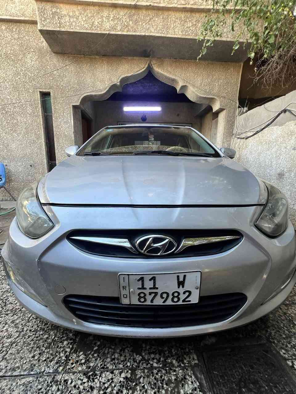 السلام عليكم
اكسنت 2014 وارد أمريكي
السياره مثل ما موضح كدامكم طخات بسيطه ومصبوغه احزام للجماليه الداخل مكفول ليبل واحد
تخم تاير جديد
سنويه بأسمي تحويل ثاني يوم
السياره خير من الله محرك وكير مكفولات
مكان السياره بغداد الدوره 
السعر 84 ورقه
 الهاتف /***********
