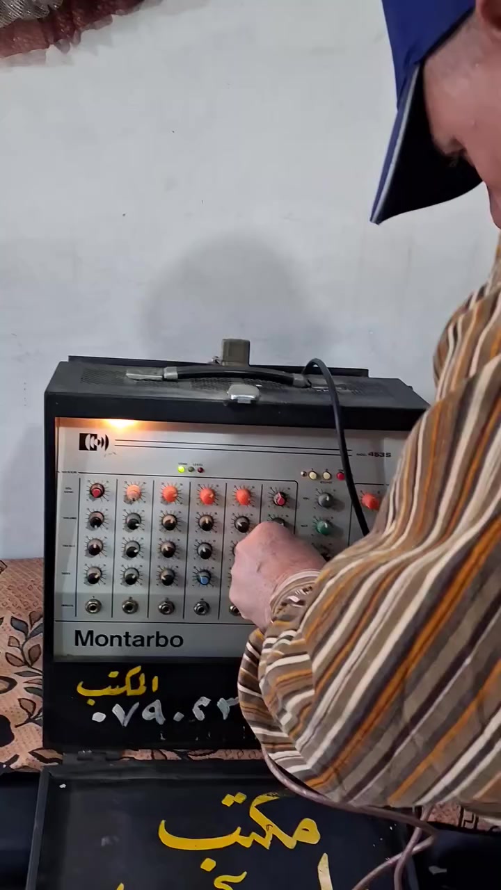 سلام وعليكم ٣ مكاسر اللبيع ابو جنطه ايطالي اصلي اتلاثتهن ممصلحات سعر ٧٠٠مكاني بغداد ***********
