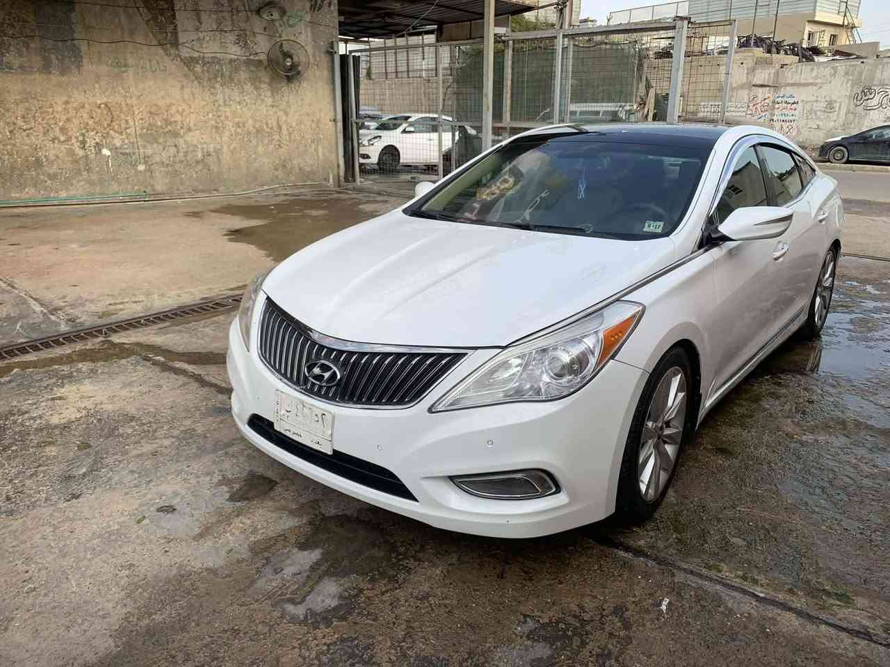 السلام عليكم شباب ازيرو موديل 12 رقم بغداد امريكية حادث جاملغ خلفي ليبل واحد
فول مواصفات واحد علة واحد  بدون يرباك السعر 110 وبيهة مجال الرقم ***********
