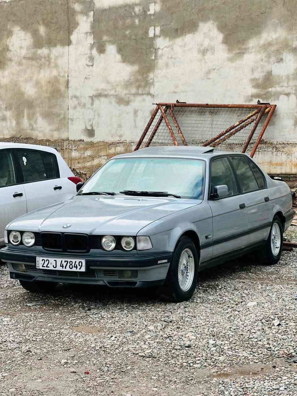 سەلام. Bmw E32 1990
• (730) تۆماتیک

• عام جوانی 

• ٤ جام کارەبا 

• تبرید مرکزی 

• سلاید

• (ڕەنگی دەگمەن (سمنتی

• ڕەقەم هەولێر تەحویل بە شەرت 

• بێ تەقەو ڕەقە 

• مەکینە و گێر ئەوروپی

• ویل تایە سفر 

• سەیارەکە لە روبەرو دوو ئەونە جوان ترە

• بەس پۆلیشی کەمە 

• هەمو گیانی ئیش ئەکا بە شەرت

• ئەوانەی تریش لە ڕەسمەکە دیارە

• شوێن کەرکوک

• گۆڕینەوەش دەکەم

• 0789 382 4935 ڕەقەم تەلەفۆن
