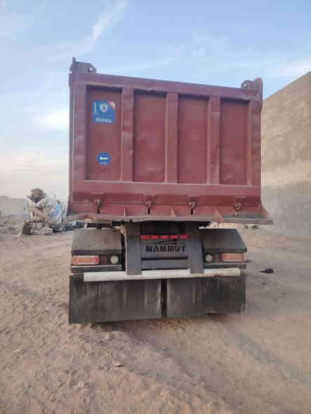 سلام عليكم عربانه للبيع ماموت *********** مكلف بلنشر اتصل علرقم مكان بصراه الدير
