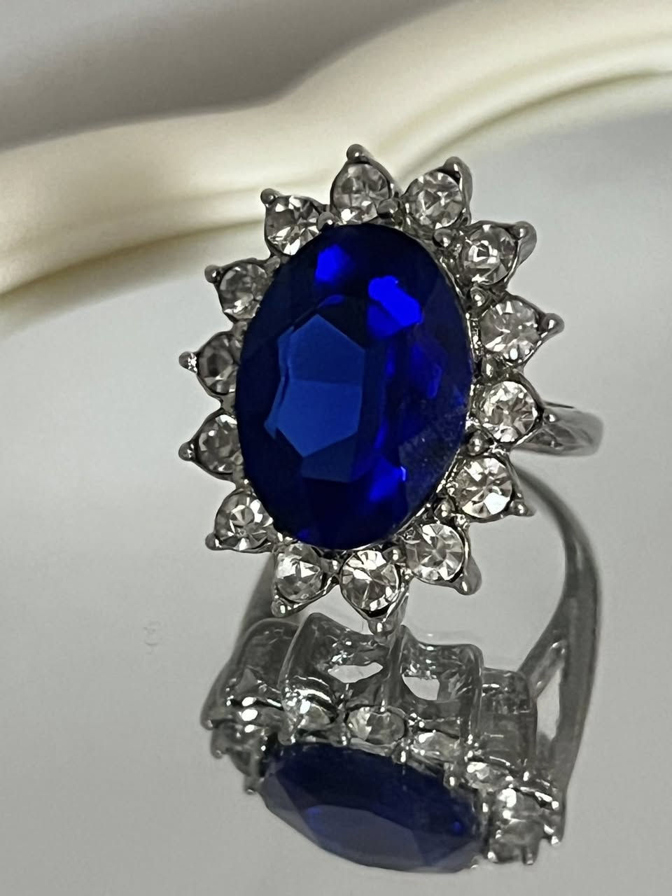 سلام علیکم
ئەم ئیکسسواراتانە بۆ فرۆشت
قەدیمی و ئەنتیکی تیایە لەگەل دەستی١
هی دەرەوەی ولاتن
گەیاندن سلیمانی ٢ دەرەوەی سلیمانی ٤
ئەگەر کریاری نامە بنیرە
ئیکسسواراتی تریشی لێیە ئەگەر ئەتەوی هەموی ببینی نامە بنیرە رەسمی هەمویتان بۆ ئەنیرم
نامە بنیرن بۆ تایبەت بۆ هەر زانیاریەک
هی خۆمن ئەیان فرۆشمەوە
لە هەرمۆدیلیک تەنها ١ دانە بەردەستە


**إذا كنت صاحب هذا الإعلان وتريد حذفه لأي سبب، رجاءا أرسل رسالة إلى الدعم الفني**