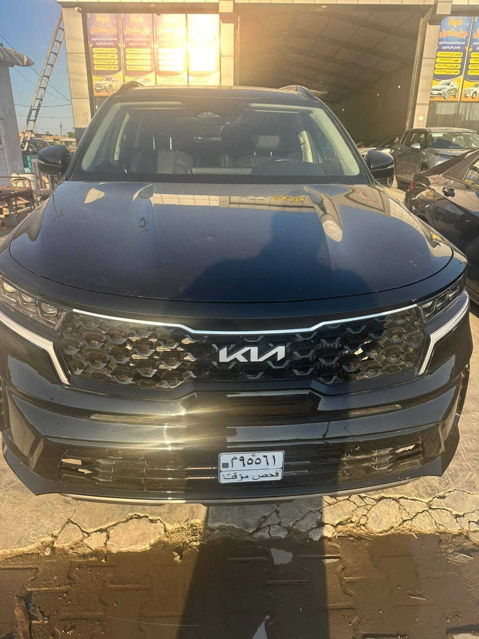السلام عليكم ، بيع مستعجل بسعر مناسب جدا جدا
سورينتو 2023 فئة Sx
موديل 2023
رقم فحص موقت 
الحادث موضح بالصورة رقم شاصي موجود 
للاستفسار الاتصال ‏‪***********‬‏

