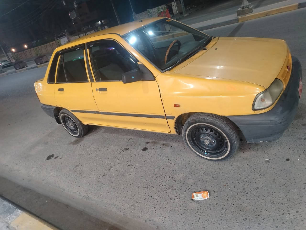 السلام عليكم لبيع سايب موديل 2014مكين وكير حدادي تخم تاير كهربائيّ تبريد وتفه سيار جاهز وخير من الله سيار مكفول من صبغ ولضرب شواصي عل ابلاد سيار جديد راعيه متوفي رقم بغداد سنوي صاقط صار سنتين سعر 14 مكان سيار كربلاء 
***********
راعي سيار اهله يدورون ماعدهم شكال
