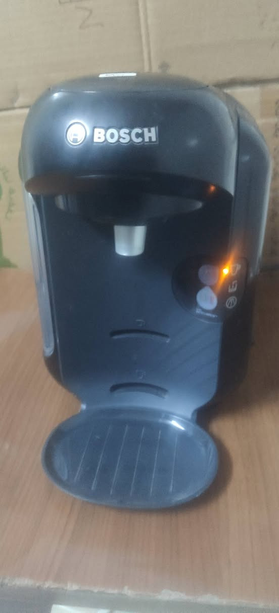 متوفر مكائن قهوة شلعة عددهم 5  على 10 القطعة وبيها مجال واذا مفرد هم اكو الكل مفحوص كهرب شغال


**إذا كنت صاحب هذا الإعلان وتريد حذفه لأي سبب، رجاءا أرسل رسالة إلى الدعم الفني**