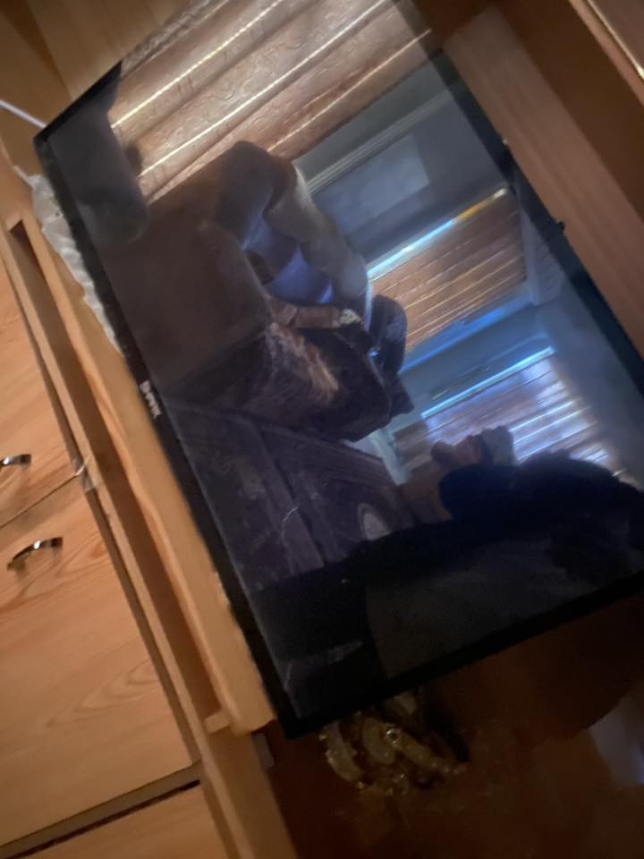 ابلازمه لبيع بعدها جديده بدون نت سعره 70 ‭

‭0782 946 5152‬
