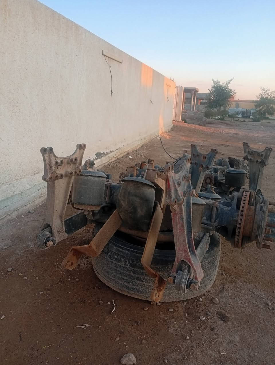 *********** للبيع اكسل دمعه
وسنكل مزوج بي فطر موضح بصوره تاجي
