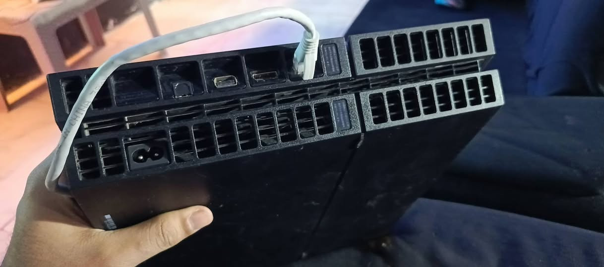 متوفر بلي 4 فات مهكر اصدار 11.00 جديد ما مفتوح وشرط الفحص 
التهكير ينفتح بثواني وميتاخر ابد 
مابي لا حماوه ولا صوت ولا تاخير 
استخدام شهرين فقط 
مكاني النجف حي الامير 
سعره 225 

***********
