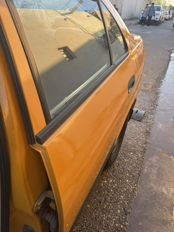 سني نيسان 
٢٠١١ كير عادي 
محرك قبغ اسود المرغوب 
مؤسسة 
اصفر بلادي 
هيئة وبحث مصفر 
تحويل ثاني يوم 
رقم بغداد 
ضرر بجم بس 
***********
مكاني الرمادي
