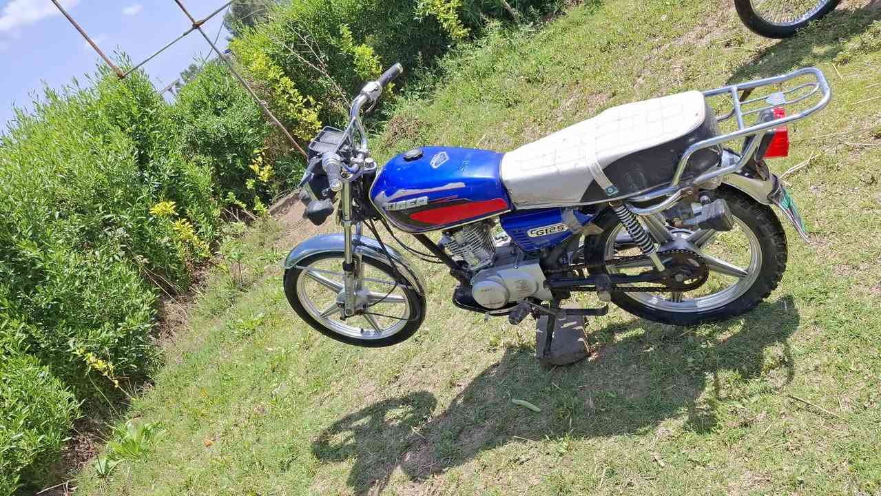 السلام عليكم  دراجه اربع كير تايكر كامله من اي شي السعر 350الف رقم الهاتف
***********
