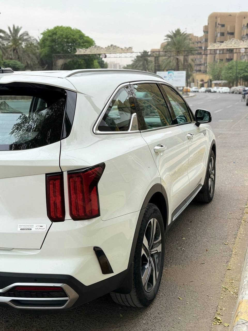 السلام عليكم للبيع فقط✅
سورنتو 2022 خليجي
 محرك 4 سلندر 2500 Mpi
7 راكب ورقم بغداد بأسمي 
مواصفات معروفه الستندر 
بصمة وتشغيل عن بعد
حساس امامي وخلفي 
صندوق كهرباء 
مري شفط 
المجموعه الدوليه العراقيه
كرسي السايق كهرباء 
ويل كب 5 حجم 19
تحكمات ستيرن وبصمات 2 موجوده وشاحن لاسلكي وكشنات مخمل 
و 4 وضعيات قياده وتبريد 3 قطع وانارة ابواب وكامرا خلفيه وشاشه تدعم Apple carplay
بيها رصعه بالصندوك ورصعة من الداخل بسبب سد الباب عالحزام والباقي مكفول لا بارد ولا صبغ والسونار موجود
ماشه 61 الف كيلو
عنواني بغداد الكرخ 
***********
