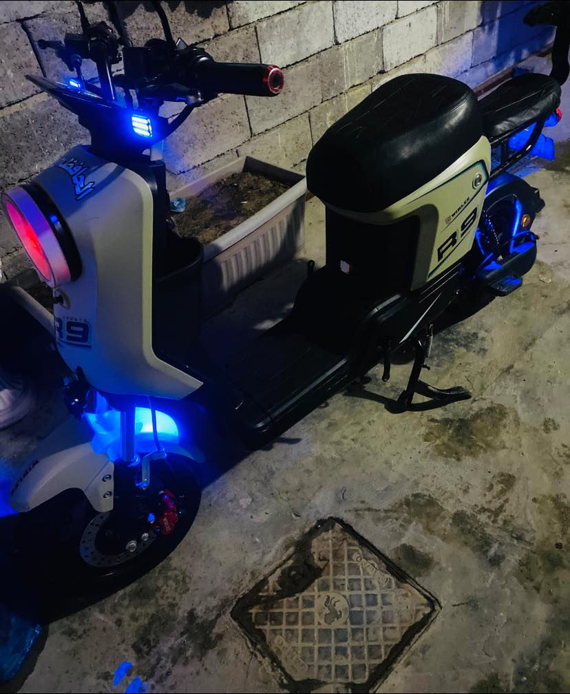 اخت جديده كارتون  مابيها اي نقص بطاريات كله شغاله
***********
