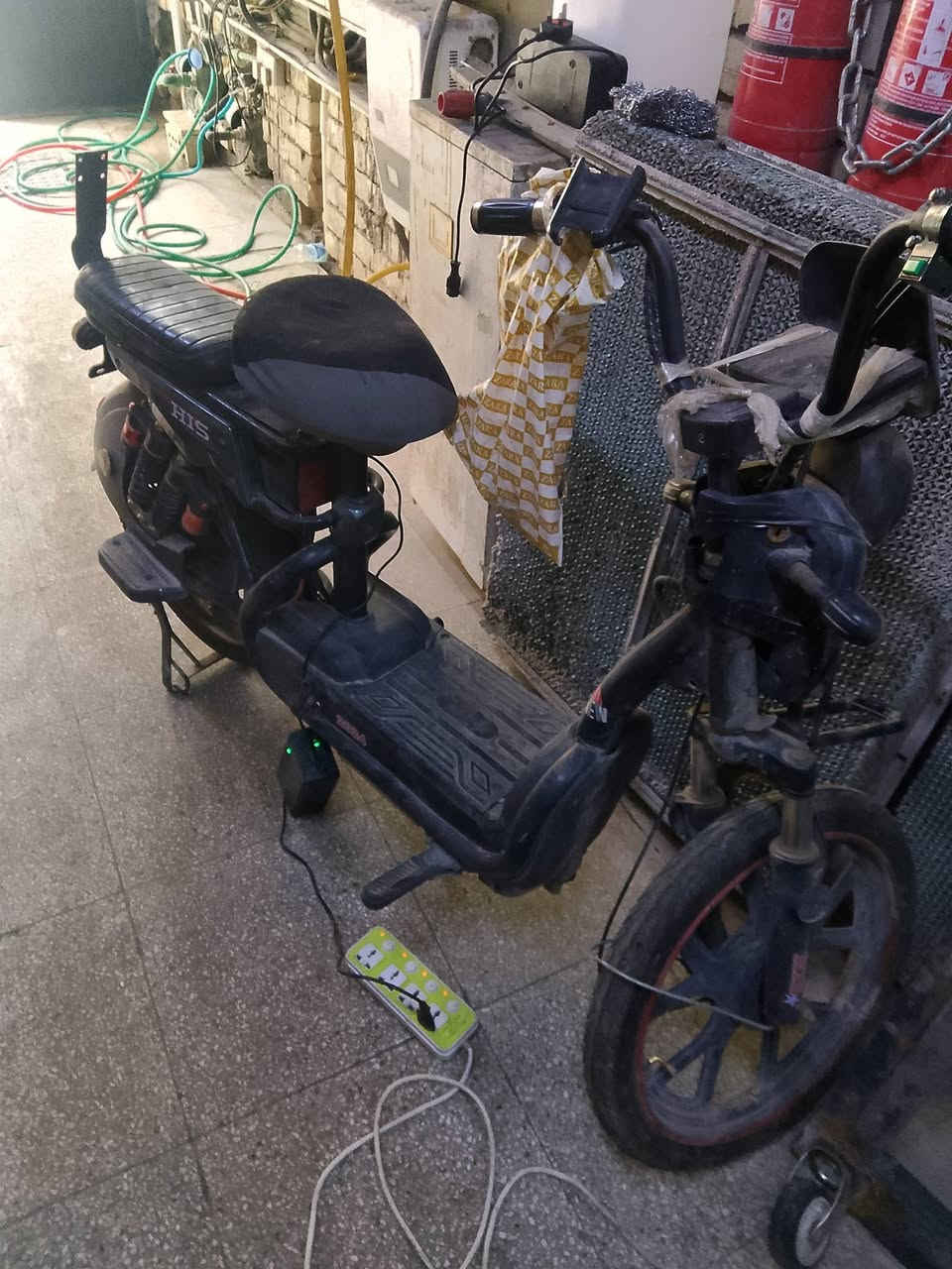 للبيع بطاريات وتايرات جدد


**إذا كنت صاحب هذا الإعلان وتريد حذفه لأي سبب، رجاءا أرسل رسالة إلى الدعم الفني**
