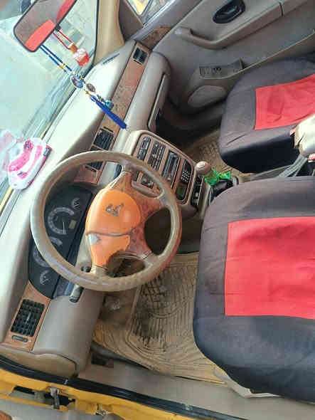 السلام عليكم سمند موديل 11ناطق مصفره مكينه بيها خيط بخار حداديه جديده السعر 33وبيها مجال مكاني ميسان ***********
