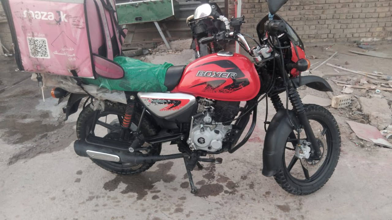 بوكسر موديل 2023 نازله بل 2025 رقمها بغداد ماشيه 9 حقيقي وقابل للزياده السعر 2850 بيها مجال بغداد بلديات تواصل وياه صاحبها ***********
