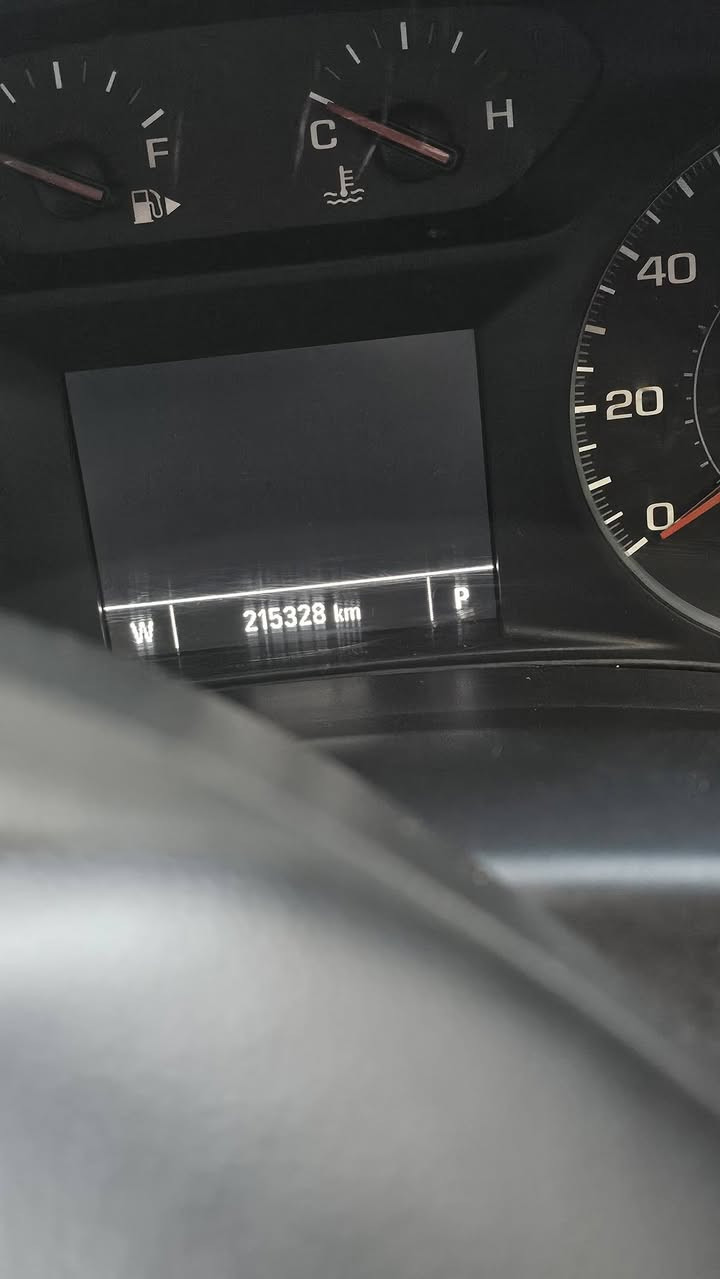 السلام عليكم ماليبو اللبيعLT بيها جاملغ اليسار بخ قطعتين بارد مواصفاتها معروفه كير ومحرك شرط سعرها 90ورقه استفسار ع رقم ***********
