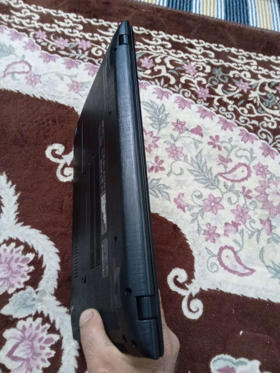 لابتوب للبيع حيل نضيفه اتشغل العاب وتشغل برامج هندسيه  مواصفاته بلصور اليريده  يجي خاص او واتس اب  السعر 175 نهايته
بغداد حي التراث
***********
توصيل ماعندي
