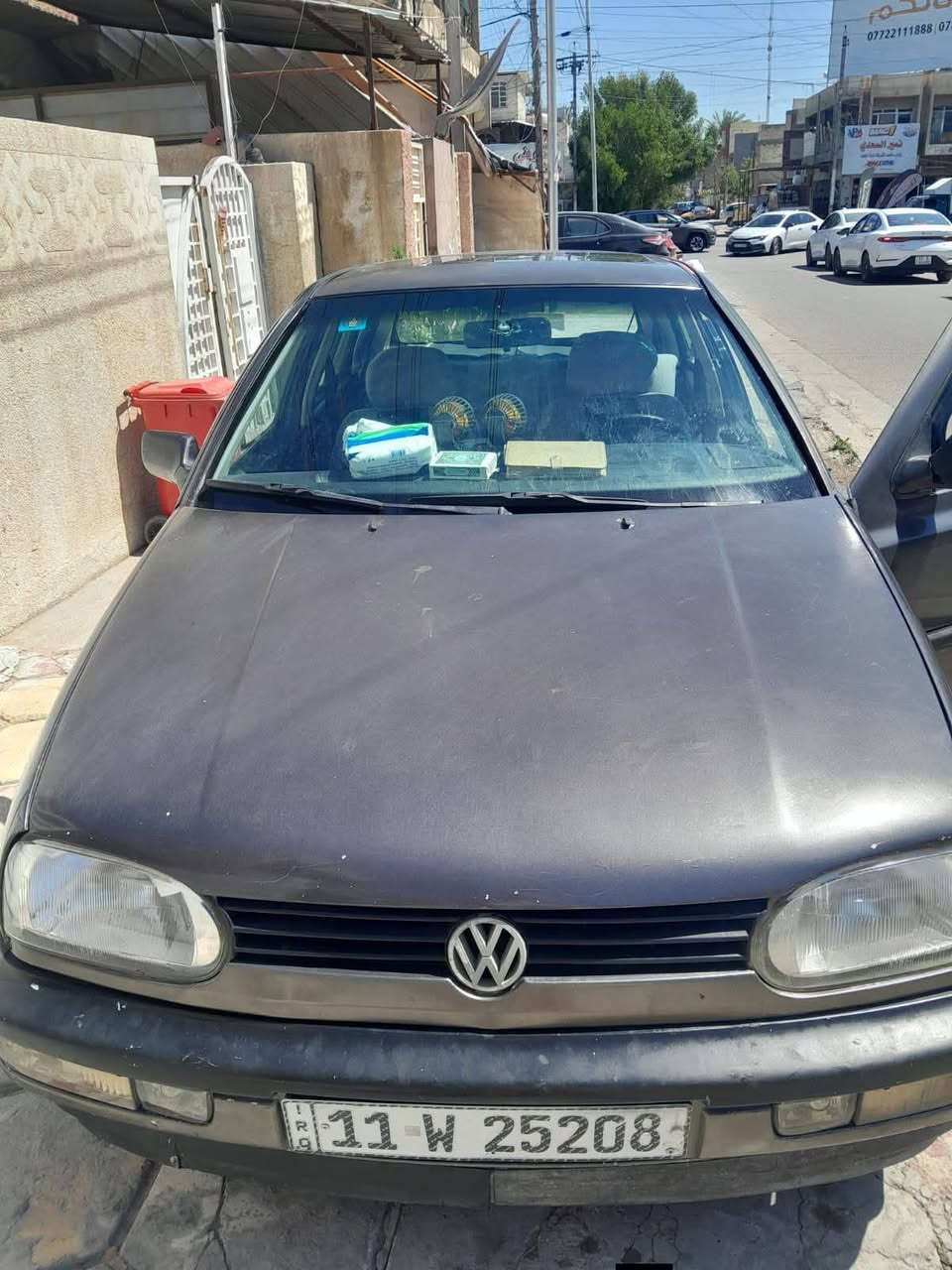 سياره كولف موديل  ٩١ بغداد رقم جديد نكليزي تبريد شغال  بسمي تحويل ثاني يوم السعر 37وبيه مجال حك الجيه  رقم الهاتف *********** مكاني بغداد حي العامل
