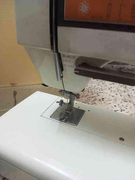 السلام عليكم
مكينة تطريز يابانيه 16 نوع خياط مع كامل ملحقاتها من كڤر حمايه و محوله لا تحتوي على اعطال
مكاني ذي قار الشطرة
رقمي ***********
