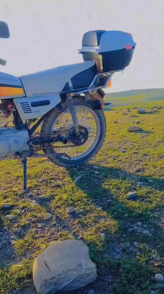 ماطور البيع موديل الفين واحد وعشين شرط كلو شغال قرب القوسيات السعر 280وبي مجال 
السنفسار على رقم او فيس ‏‪***********‬‏
