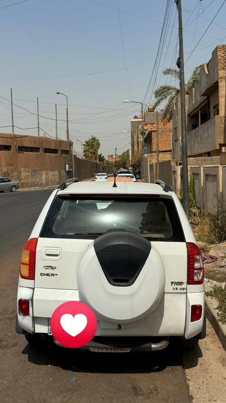 تيكو 13 رقم بغداد انكليزي ماشيه كلش قليل سياره عله ايدي مرتبه ونظيفه ماشيه ٣٣ الف بيهه شخط بالباب  وخالتلهه ترايش ومبدل باب الصندوك  مكانه بغداد الوزيريه سياره مابيهه اي نقص رايدتهه ٦٨وبيهه مجال سياره مماشيه ***********
