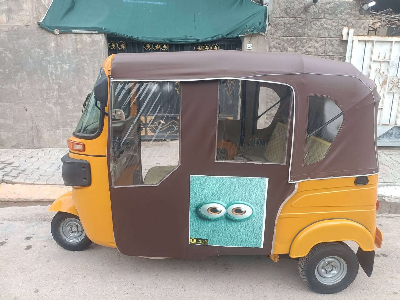 السلام عليكم تكتك للبيع موديل 21رقم انكليزي بغداد باقي على استلام اللوحات مشروع وطني تخم تاير البارحه شاده مكينه لاتنقيص ولاتبخير اكسل خير من الله للاتصال على الرقم ***********
