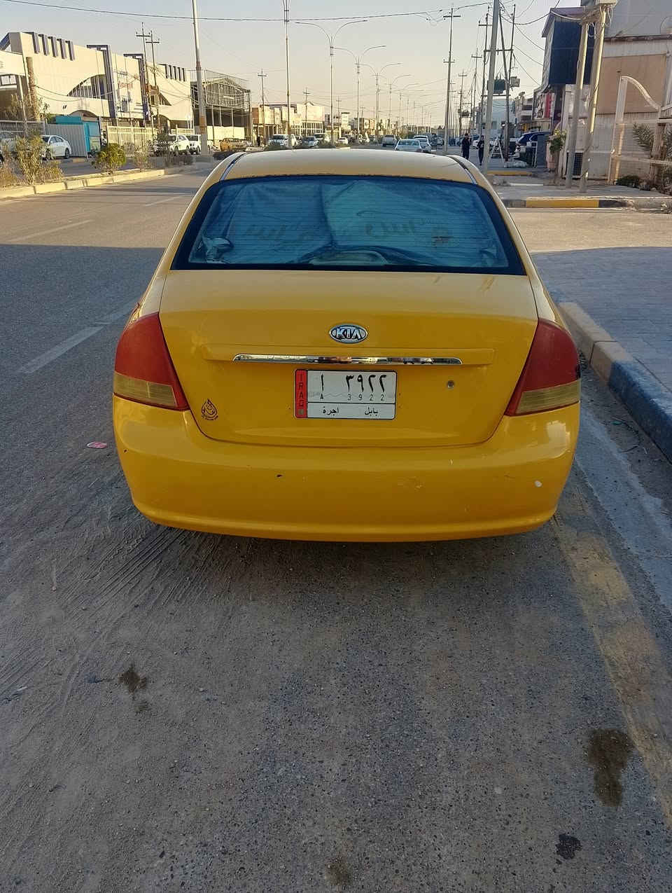 سلام عليكم للبيع كيا سبكترا موديل 9 جاهزه مكينه كير حاويه تبريد ثلج لايت زنون مصفره هيه وغرامات رقم بابل السعر 69 وبيه مجال مكاني ديوانيه الحمزه للاتصال ***********

