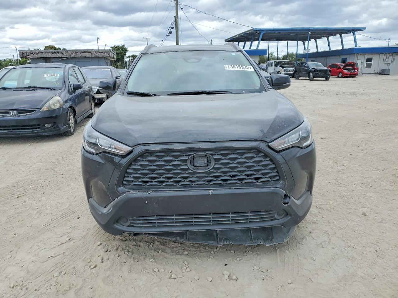 🚨 تنويه مهم
هذه السيارة معروضة في المزاد الأمريكي 🇺🇸
والمزايدة والشراء تتم عن طريق مكتب الباخرة للمزادات 🇮🇶
🔥 تدخل بكتاب الشهداء
───────────────
🚗 نوع السيارة:2025 TOYOTA COROLLA CROSS LE
📅 تاريخ المزاد:الثلاثاء 03-03-2026
💰 السعر: يتحدد داخل المزاد
📊 الممشى:18876 ميل فعلي
🛠️المحرك: 4 سلندر / 2 لتر
───────────────

🔥 مجاناً مجاناً مجاناً
📄 تقرير كارفاكس مجاني بدون أي مقابل
───────────────

🚗 سحب السيارة خلال 24 ساعة من وقت التسديد
💸 حسابات مخفّضة وعمولات أقل من السوق
───────────────

🚢 الشحن متوفر من:
🇺🇸 🇨🇦 جميع الولايات الأمريكية والكندية
➡️ شحن مباشر إلى العراق
➡️ العقبة – جبل علي – ميرسين
───────────────

🛃 تخليص كمركي كامل من ميناء أم قصر
🏔️ تخليص كمركي إلى إقليم كردستان
🇯🇴 شحن مباشر إلى عمّان (العقبة)
🇹🇷 شحن إلى ميناء ميرسين – تركيا
───────────────

🏢 فروع الشركة:
📍 الفرع الأول: بغداد – السيدية – الإعلام
📍 الفرع الثاني: الإمارات العربية المتحدة – الشارقة – الصناعية 4
───────────────

👥 مجموعة البيع والشراء:
https://www.facebook.com/share/g/17pXXBgeeU/?mibextid=wwXIfr

───────────────

🎵 TikTok:
https://www.tiktok.com/@al_bakhera?t=8qGOLioZlVE&_r=1

───────────────

📞 للاستفسار والتواصل:
+9647739115599


**إذا كنت صاحب هذا الإعلان وتريد حذفه لأي سبب، رجاءا أرسل رسالة إلى الدعم الفني**