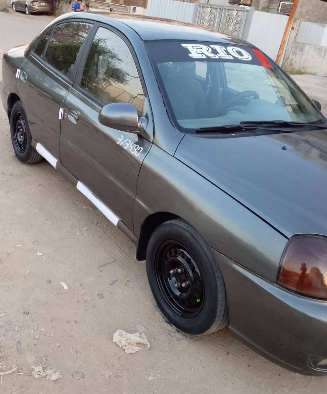 كيا ريو 2003 اوتوماتيك تدفئه تبريد 🥶 ثلج رقم بغداد دولي هزه جديده غرفته عل شركه مكفوله من ظربه دواخل شركه حداديه صدر ممتازه تخم تاير ياباني السعر ٤٥ ورقه مكاني بغداد ***********
